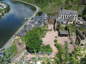 Ruin Metternich3